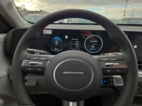 New 2026 Hyundai Kona Limited FWD image 9