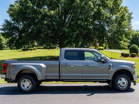 Used 2022 Ford F350 Lariat w/ Lariat Ultimate Package AWD/4WD image 7