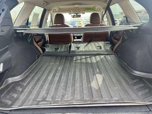 Used 2017 Subaru Outback 2.5i Touring w/ Popular Package #5A image 12