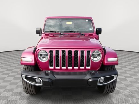 Used 2021 Jeep Wrangler Unlimited Sahara AWD/4WD image 2
