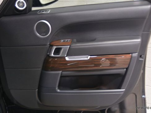 Used 2017 Land Rover Range Rover Long Wheelbase Supercharged image 8