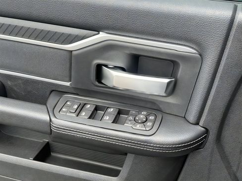 New 2026 RAM 2500 Big Horn AWD/4WD image 24