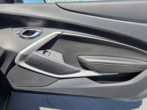 Used 2020 Chevrolet Camaro LT RWD image 28
