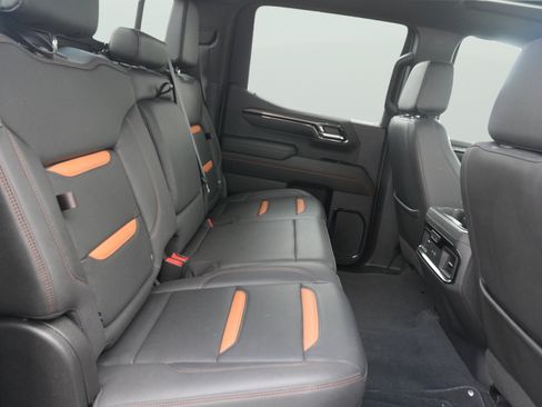 Used 2023 GMC Sierra 1500 AT4 w/ AT4 Premium Package AWD/4WD image 25
