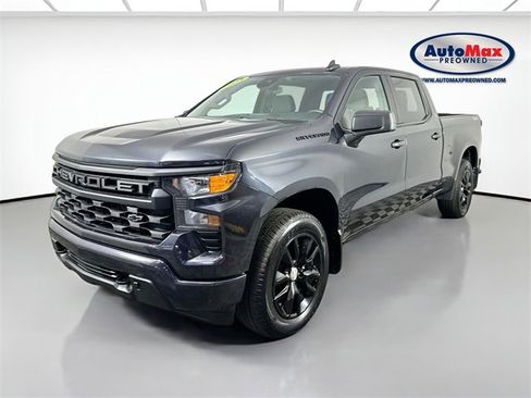 Used 2023 Chevrolet Silverado 1500 Custom w/ LPO, Dark Essentials Package image 5