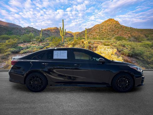 Certified 2021 Kia Forte GT FWD image 3