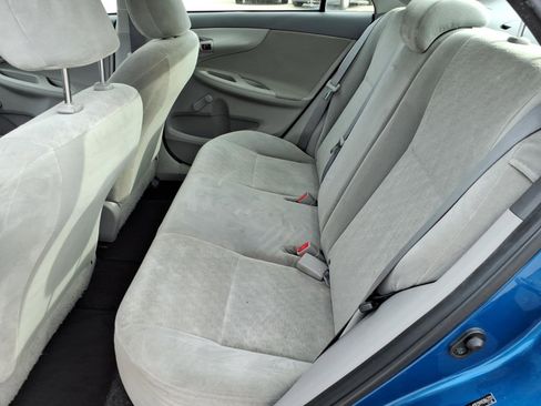 Used 2009 Toyota Corolla FWD image 11