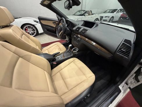Used 2012 BMW 128i Convertible RWD image 31