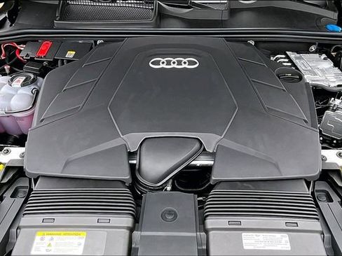 New 2026 Audi Q7 3.0T Premium Plus AWD/4WD image 11