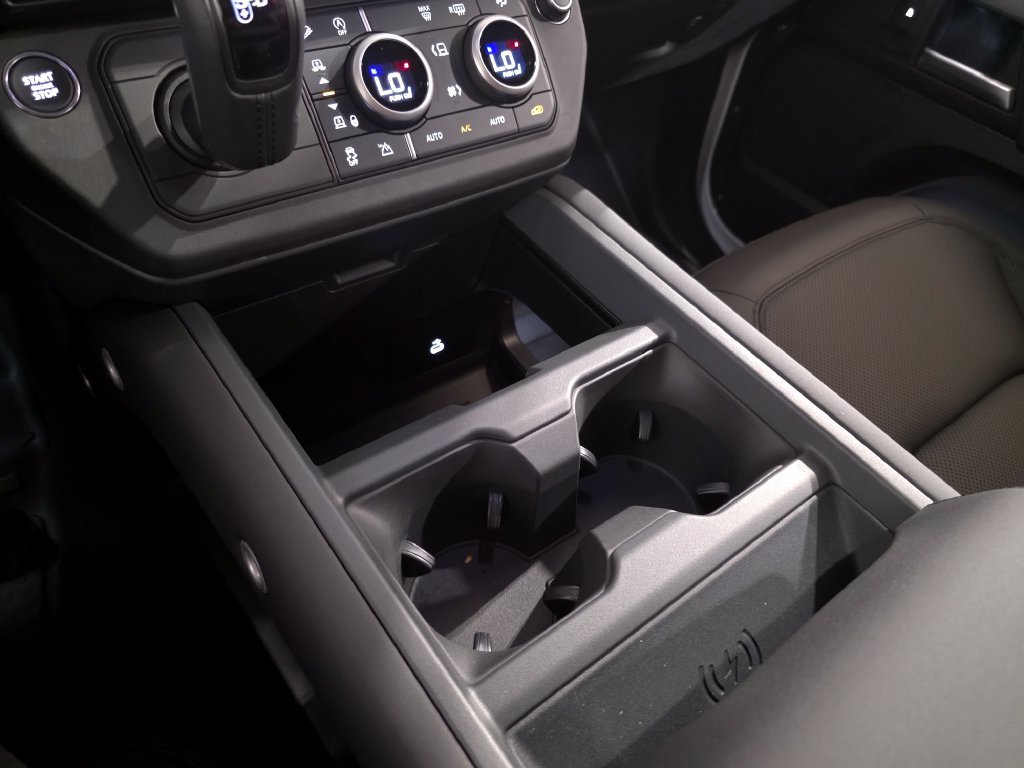 New 2026 Land Rover Defender 110 S AWD/4WD image 26