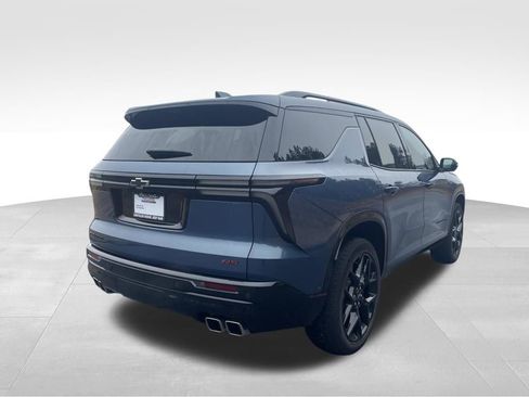 Used 2024 Chevrolet Traverse RS image 5