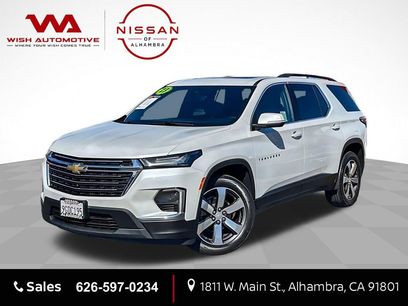 Used 2023 Chevrolet Traverse LT w/ LT Premium Package
