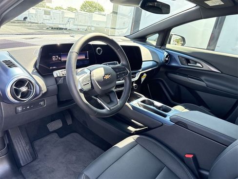 Used 2024 Chevrolet Equinox EV LT image 10