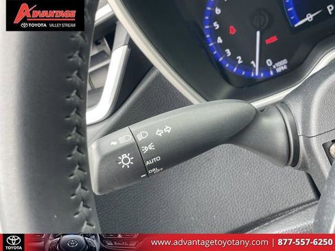 Certified 2020 Toyota Corolla XSE image 24