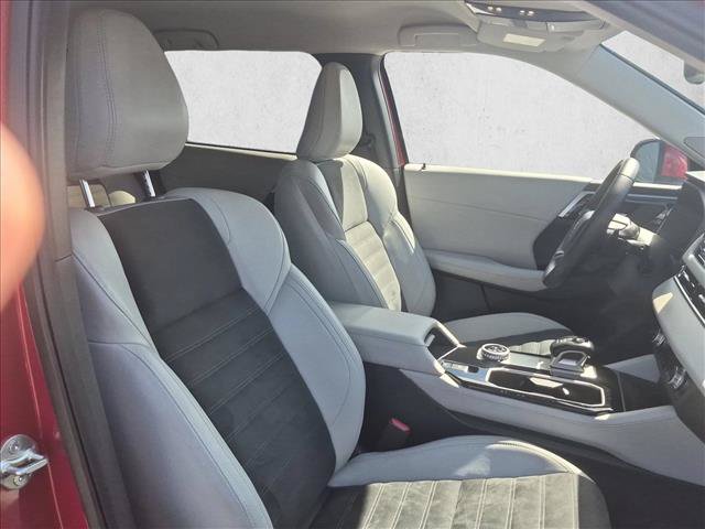 Used 2025 Mitsubishi Outlander SE FWD image 21