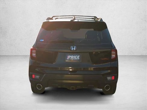 Used 2023 Honda Passport TrailSport image 7