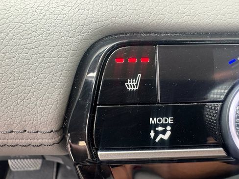 Certified 2025 Honda Pilot EX-L image 20