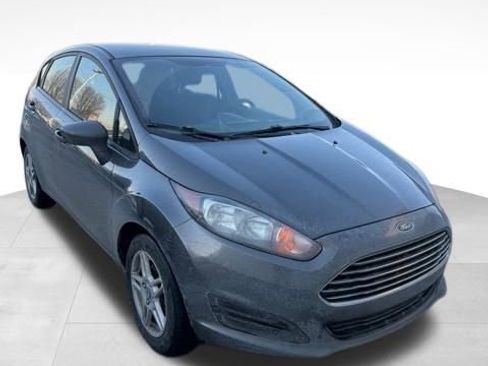 Used 2019 Ford Fiesta SE image 5