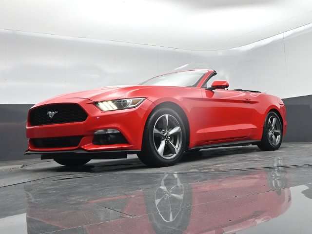 Used 2017 Ford Mustang Convertible w/ Equipment Group 051A RWD image 42