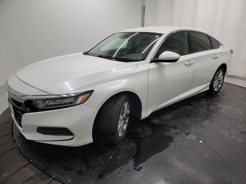 Used 2019 Honda Accord LX image 3