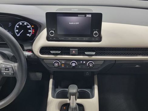 Used 2023 Honda HR-V LX image 19