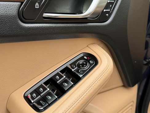 Used 2019 Porsche Macan S image 11