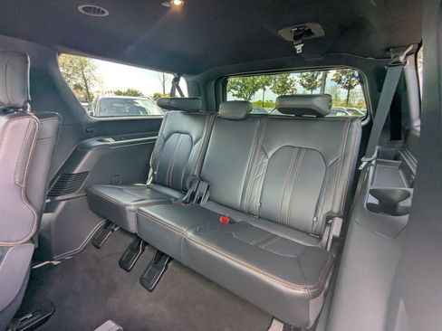 Used 2024 Ford Expedition Max Platinum image 26