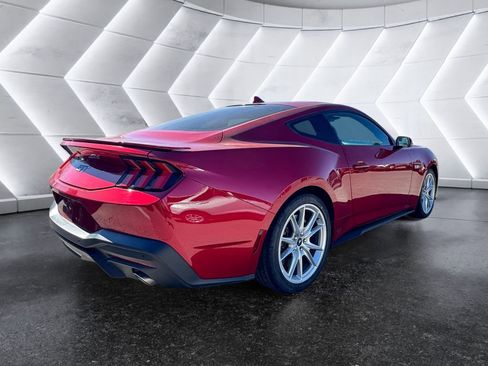 Used 2024 Ford Mustang GT Premium image 4