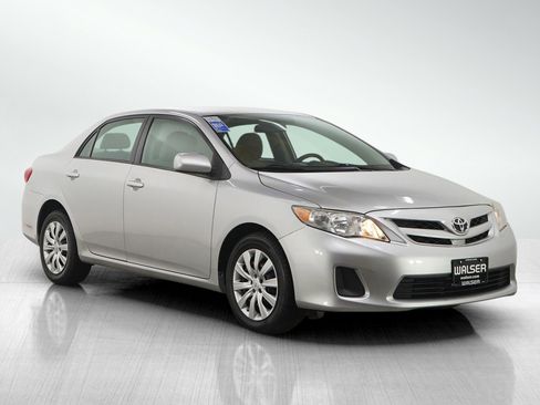 Used 2012 Toyota Corolla LE image 7
