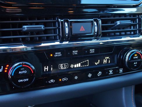 New 2025 Nissan Pathfinder Rock Creek image 26