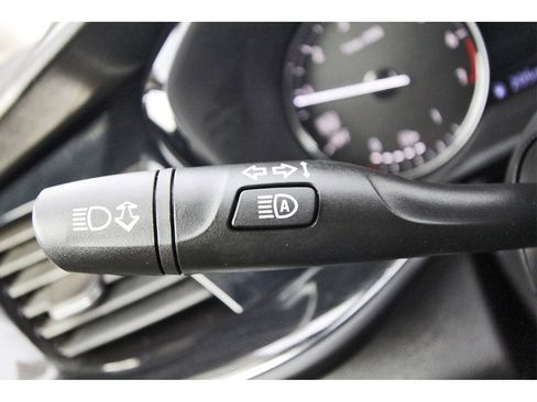 Used 2021 Buick Envision Essence image 17