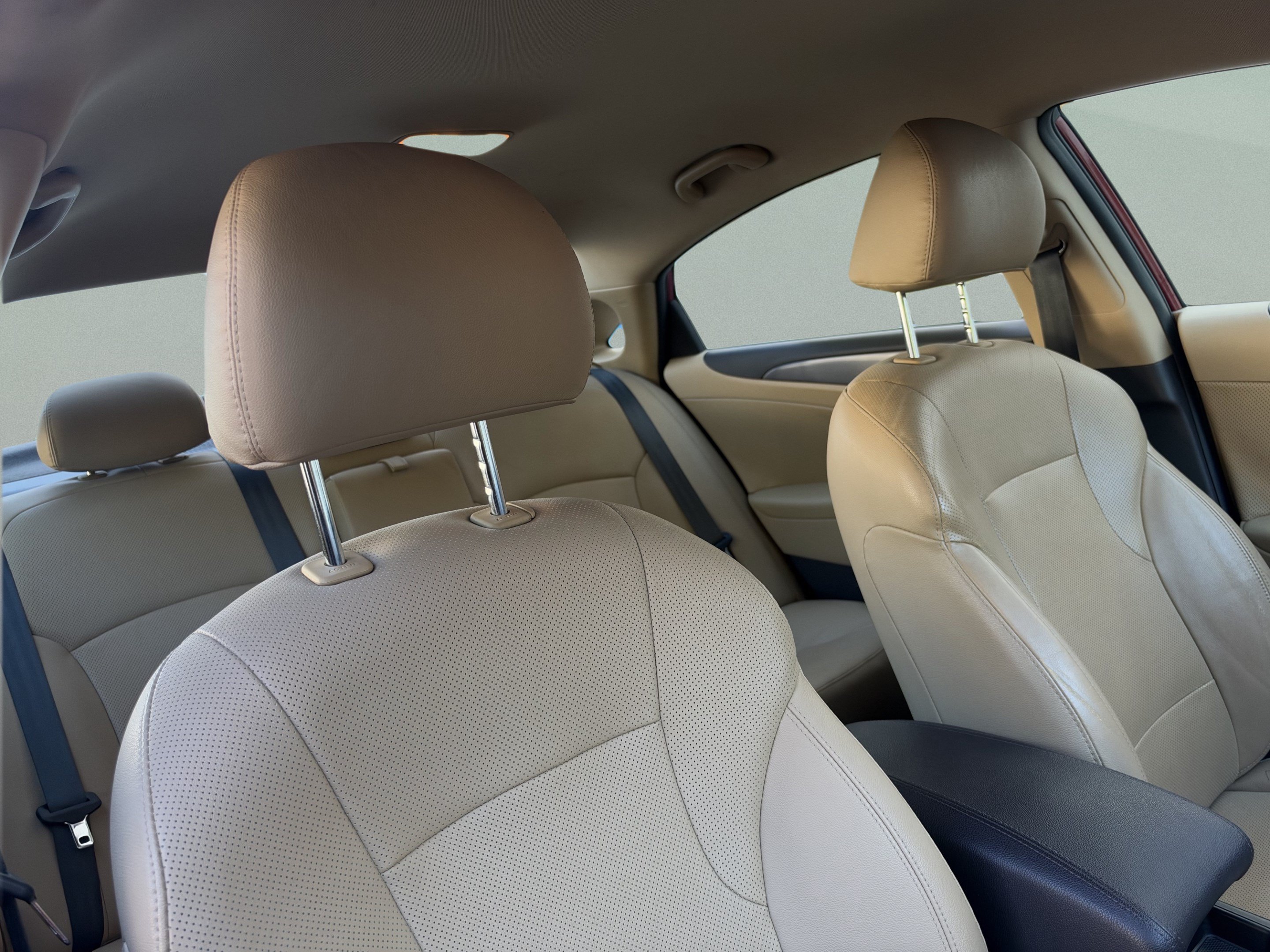 Used 2012 Hyundai Sonata Hybrid w/ Leather Pkg FWD image 21