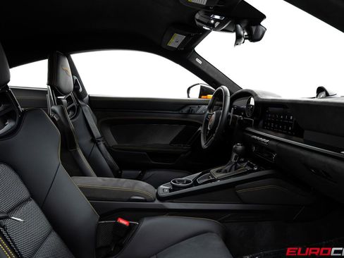 Used 2024 Porsche 911 GT3 RS RWD image 42