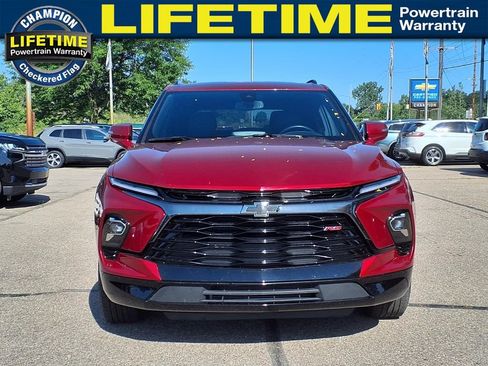 Used 2024 Chevrolet Blazer RS w/ Enhanced Convenience Package FWD image 2