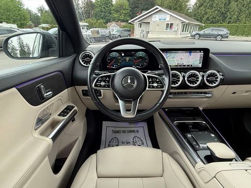 Used 2022 Mercedes-Benz GLA 250 4MATIC image 22