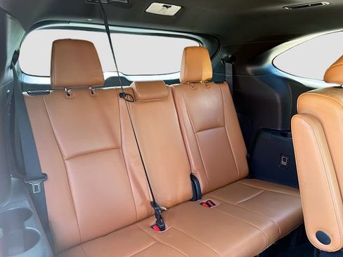 Used 2020 Toyota Highlander Platinum AWD/4WD image 21
