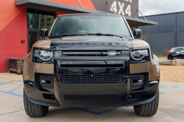 Used 2025 Land Rover Defender 130 X AWD/4WD image 2