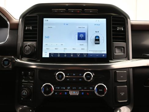 Used 2023 Ford F150 Lariat w/ Equipment Group 502A High image 17