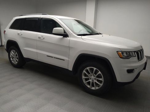 Used 2021 Jeep Grand Cherokee Laredo AWD/4WD image 11