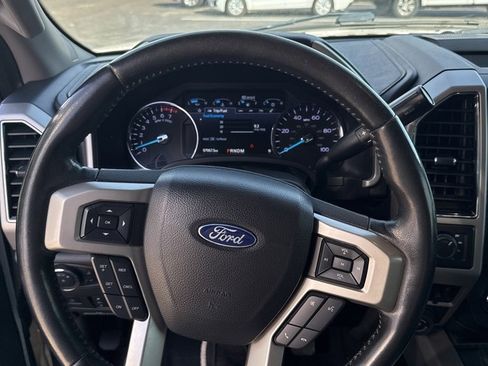 Used 2020 Ford F250 Lariat w/ Lariat Ultimate Package image 8