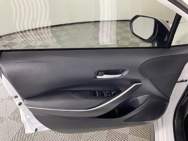 Used 2025 Toyota Corolla SE FWD image 14