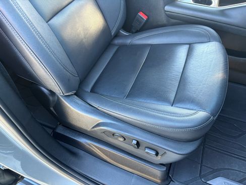 Used 2023 Chevrolet Tahoe LT w/ Luxury Package image 79