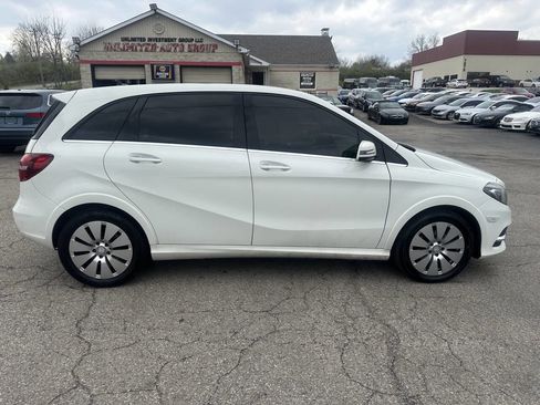 Used 2016 Mercedes-Benz B 250e image 6