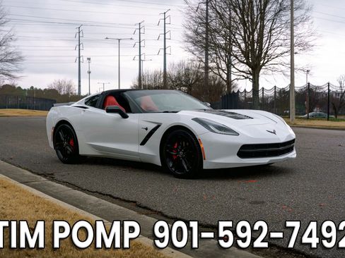 Used 2015 Chevrolet Corvette Stingray Coupe w/ 2LT Preferred Equipment Group image 4