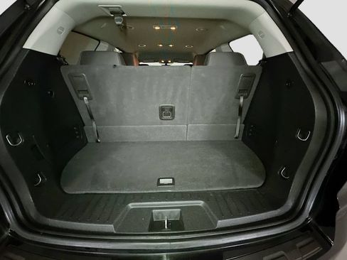 Used 2017 Chevrolet Traverse LT w/ Style and Technology Package AWD/4WD image 33