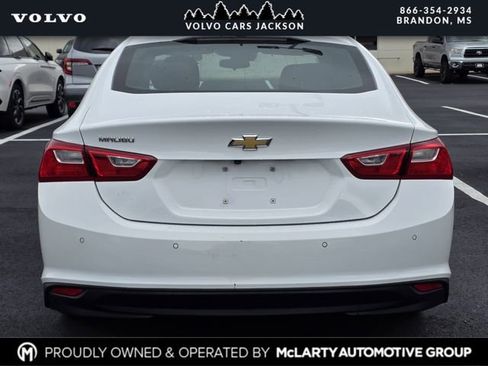 Used 2022 Chevrolet Malibu LS w/ Driver Confidence Package II FWD image 5