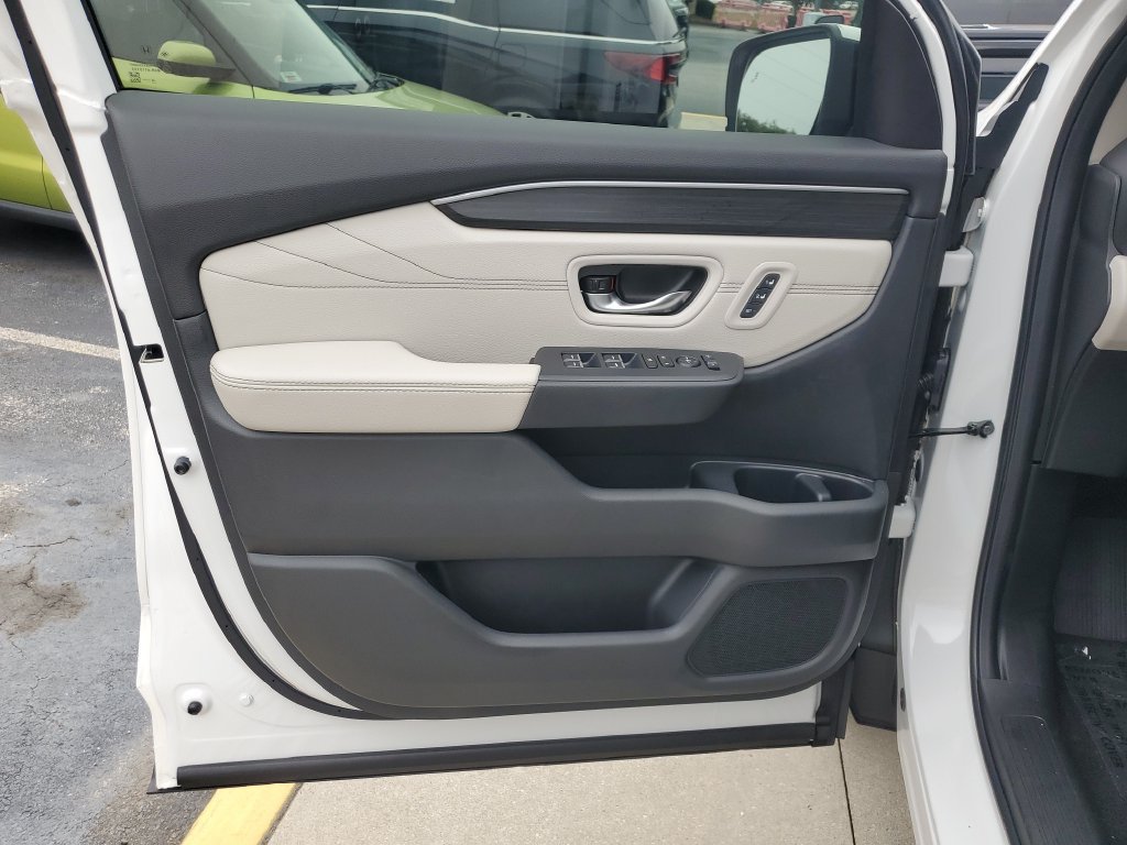 New 2026 Honda Pilot Touring image 22