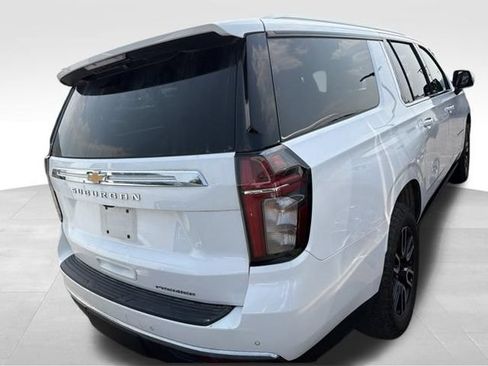 Used 2022 Chevrolet Suburban Premier AWD/4WD image 8