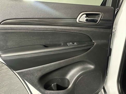 Used 2021 Jeep Grand Cherokee Freedom Edition image 27