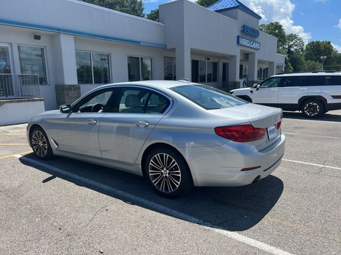 Used 2019 BMW 530i w/ Convenience Package RWD image 7
